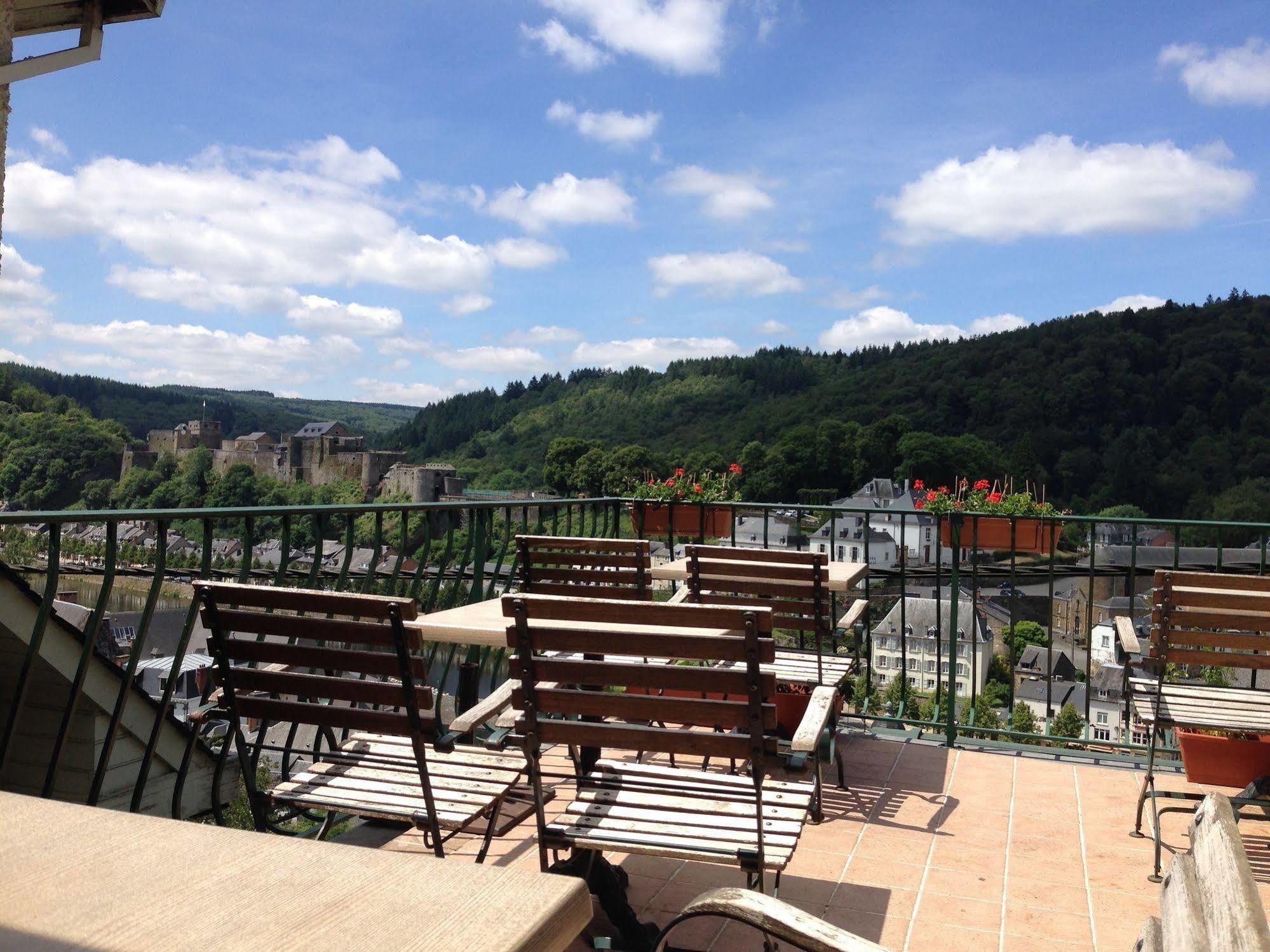 Hotel Restaurant Le Cosy Bouillon Exterior foto