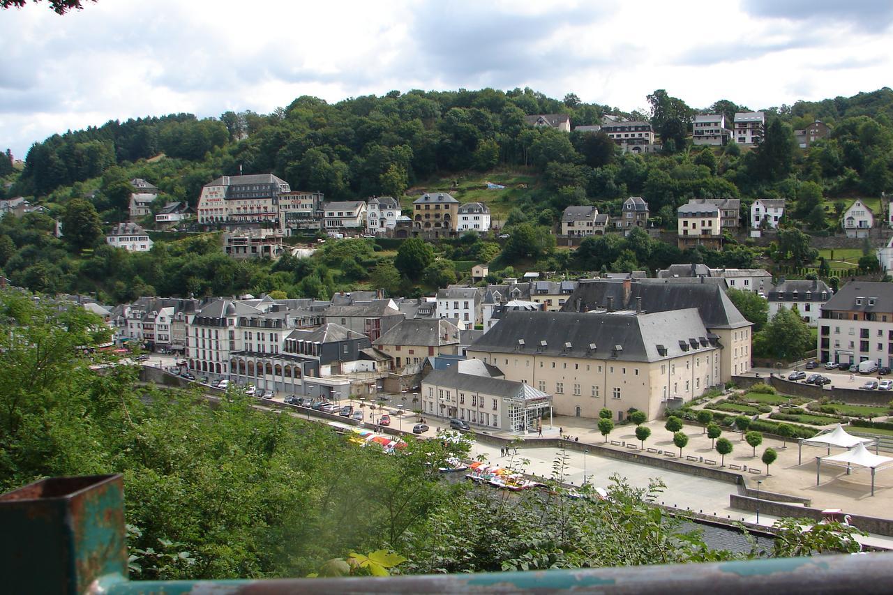 Hotel Restaurant Le Cosy Bouillon Exterior foto