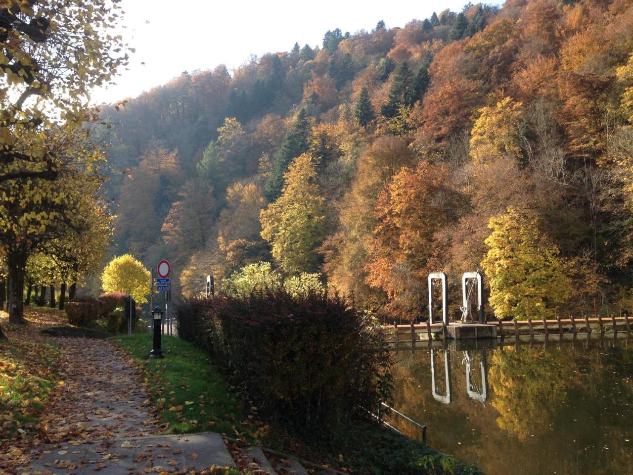 Hotel Restaurant Le Cosy Bouillon Exterior foto