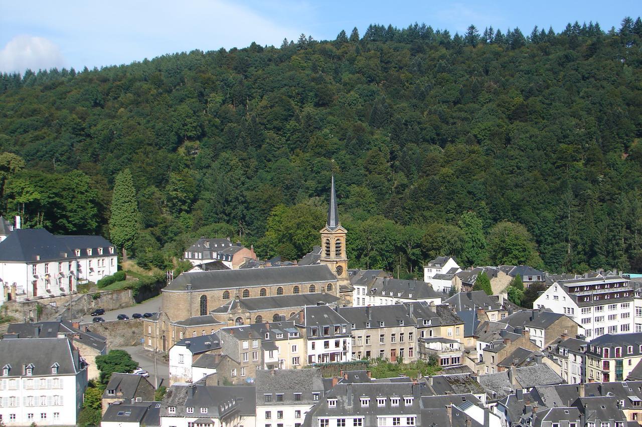 Hotel Restaurant Le Cosy Bouillon Exterior foto